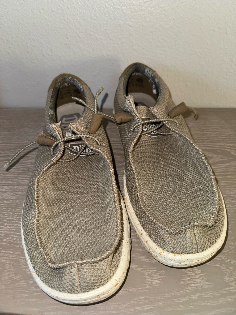 Hey Dude Men's Wally Sox Slip-On Shoe size M12 -tan - Picture 4 of 11